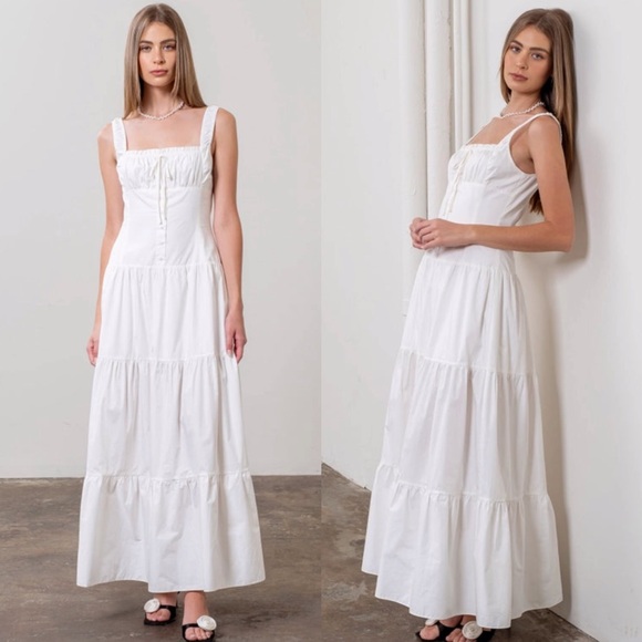 Moon River Dresses & Skirts - Moon River Corset Top Button Down Tiered Maxi Dress
